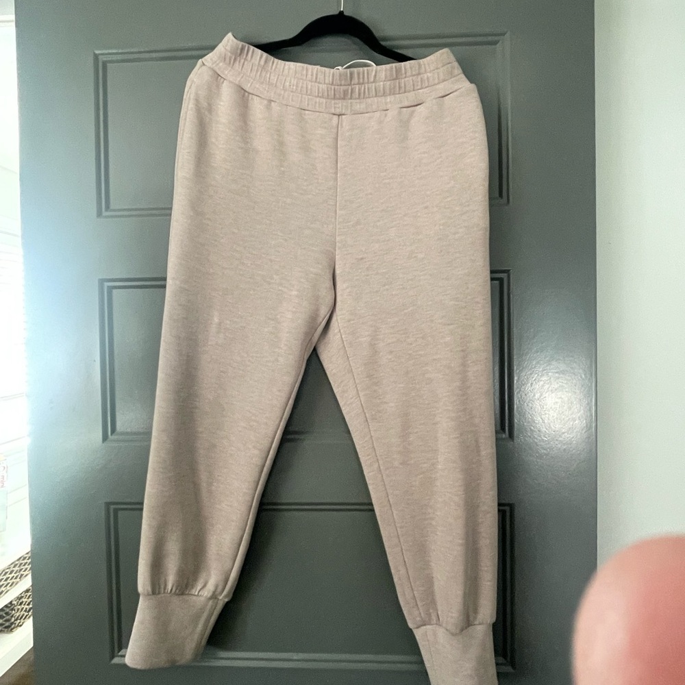 Varley double soft the slim joggers in taupe marl.Size Med Large see description